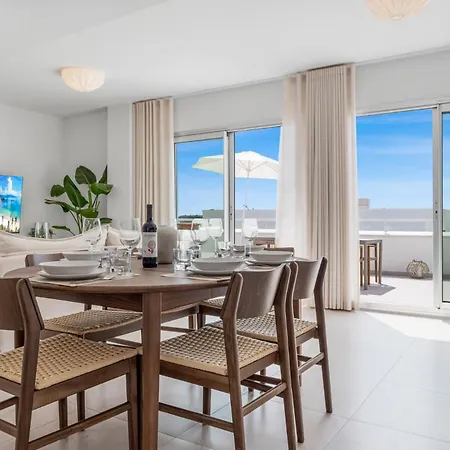 Vivi Homes - Feliz Apartment